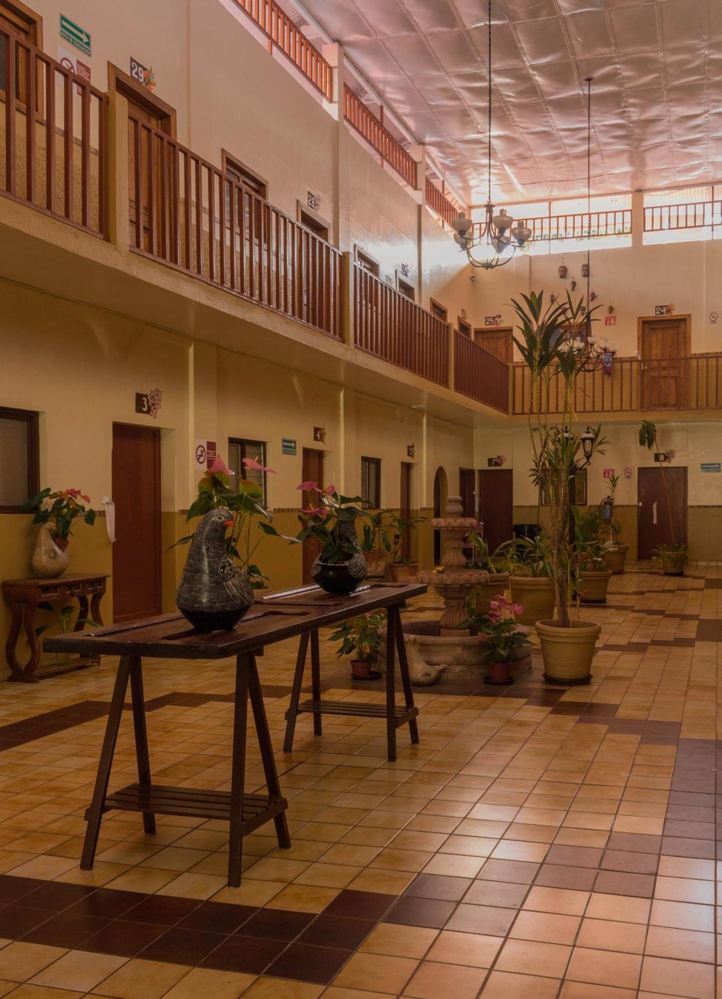 Hotel Cervantino Tapachula Ngoại thất bức ảnh
