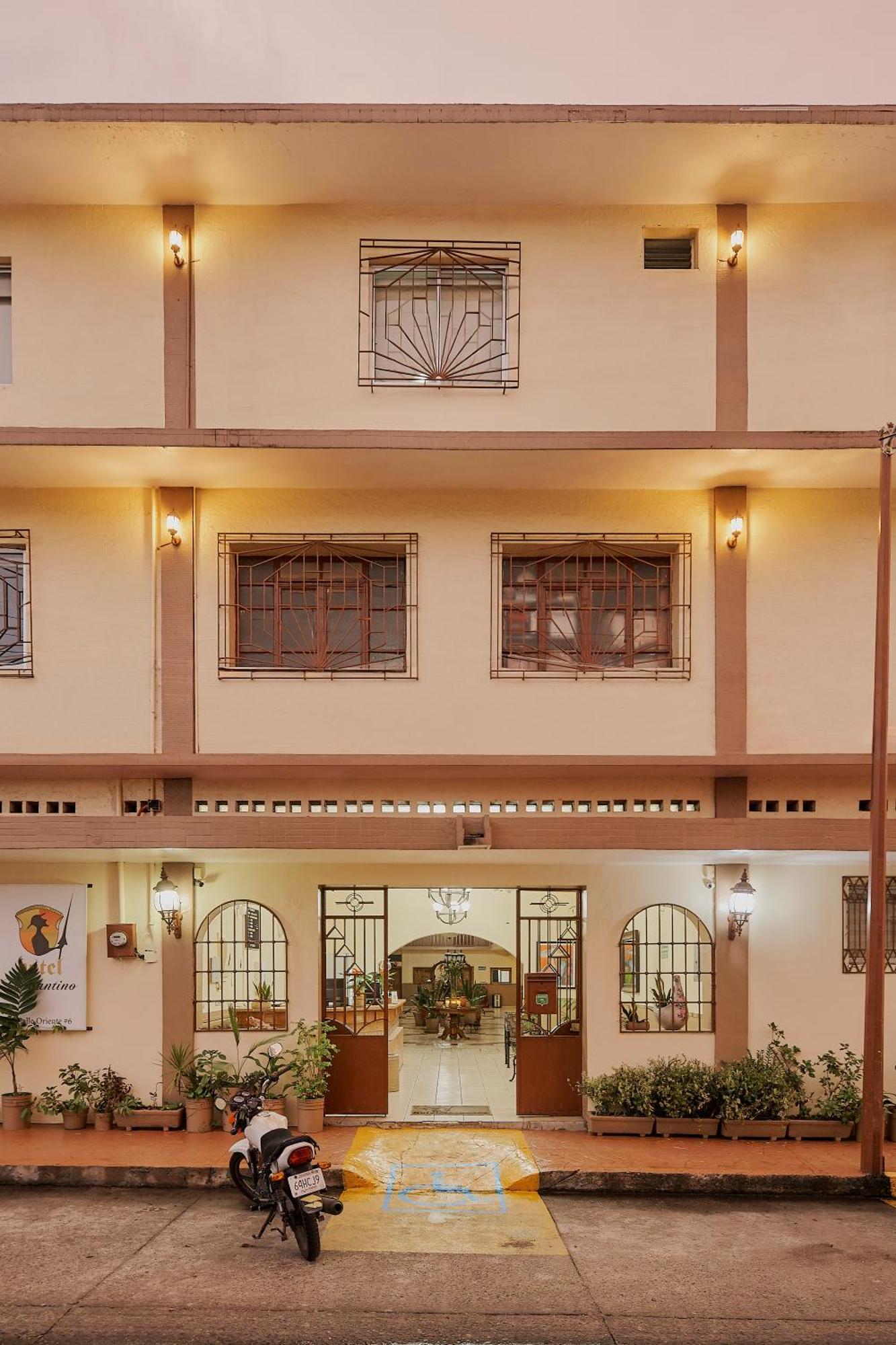 Hotel Cervantino Tapachula Ngoại thất bức ảnh