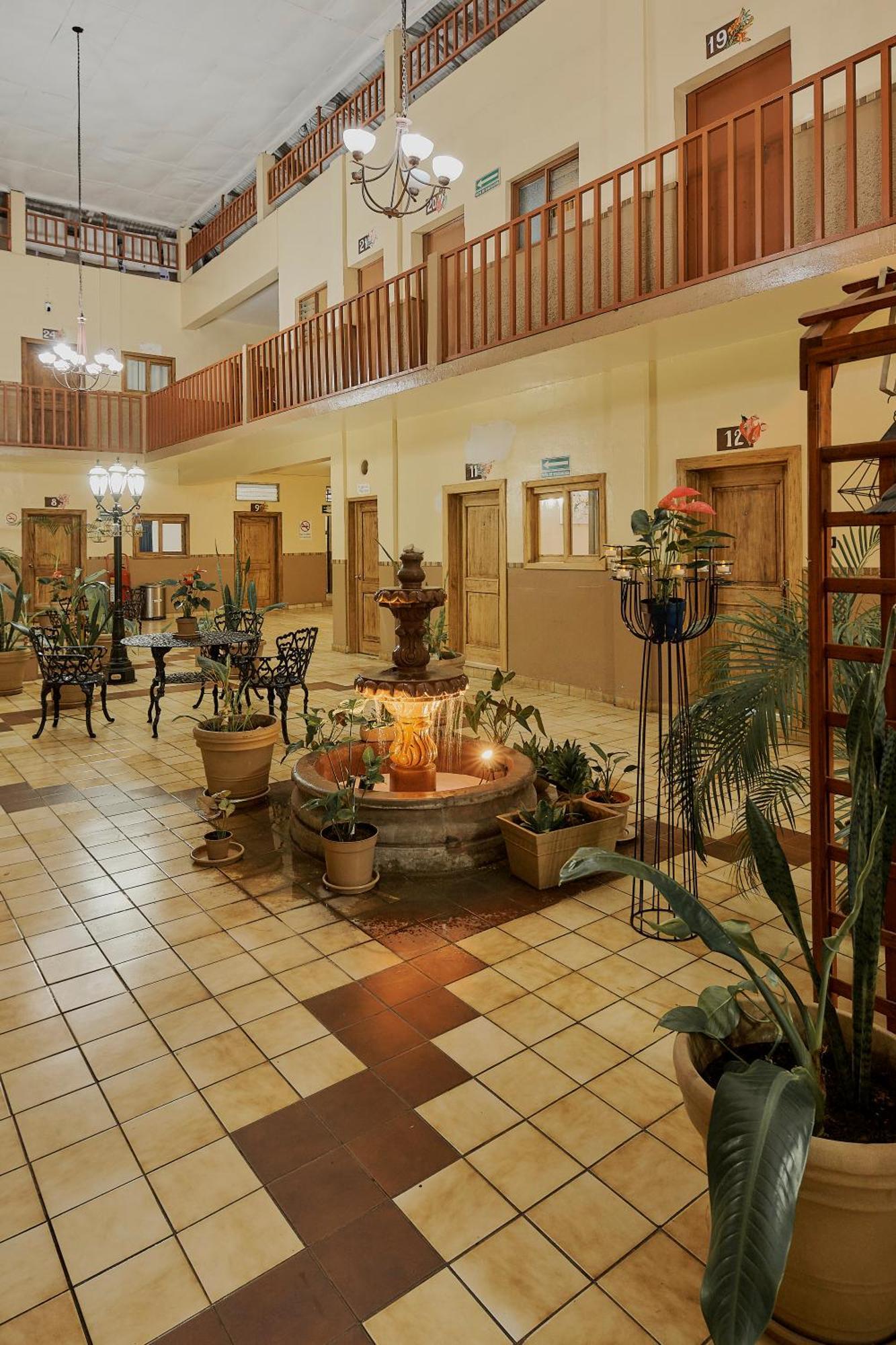 Hotel Cervantino Tapachula Ngoại thất bức ảnh