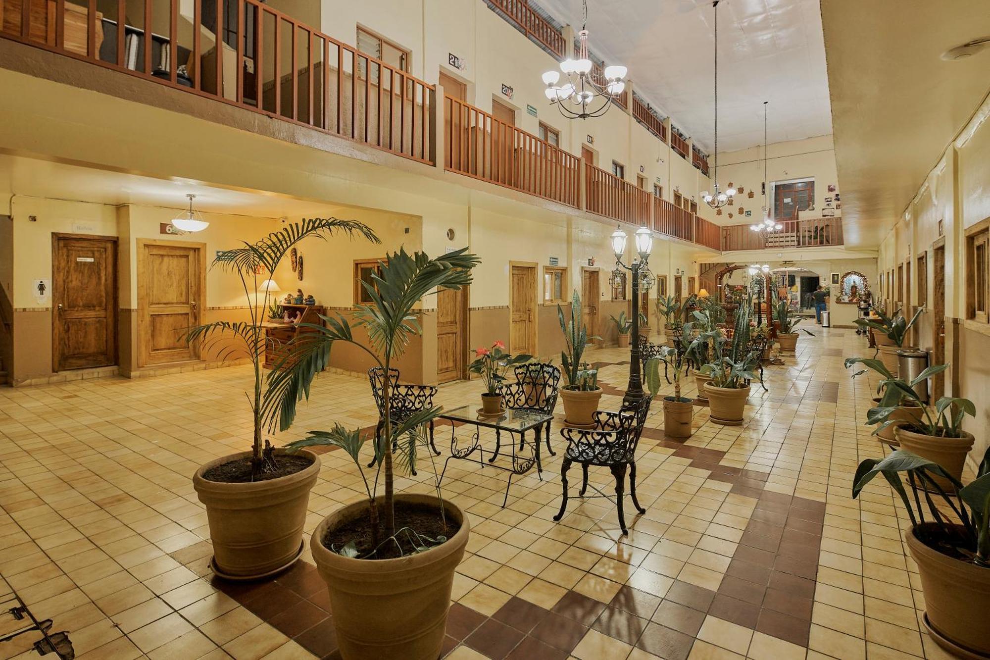 Hotel Cervantino Tapachula Ngoại thất bức ảnh