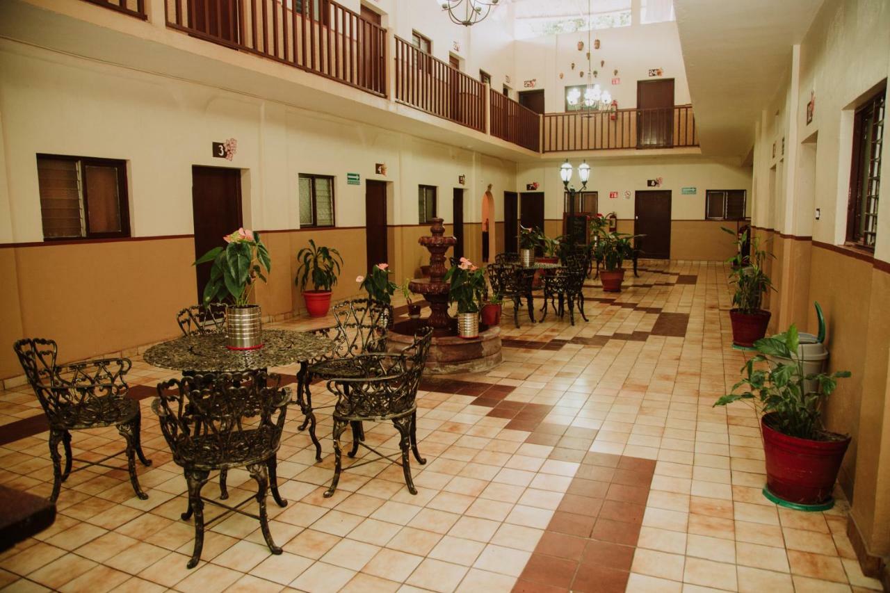 Hotel Cervantino Tapachula Ngoại thất bức ảnh